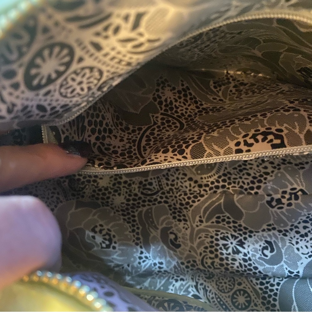 Charming Charlie Handbag Mint Green - Picture 7 of 9